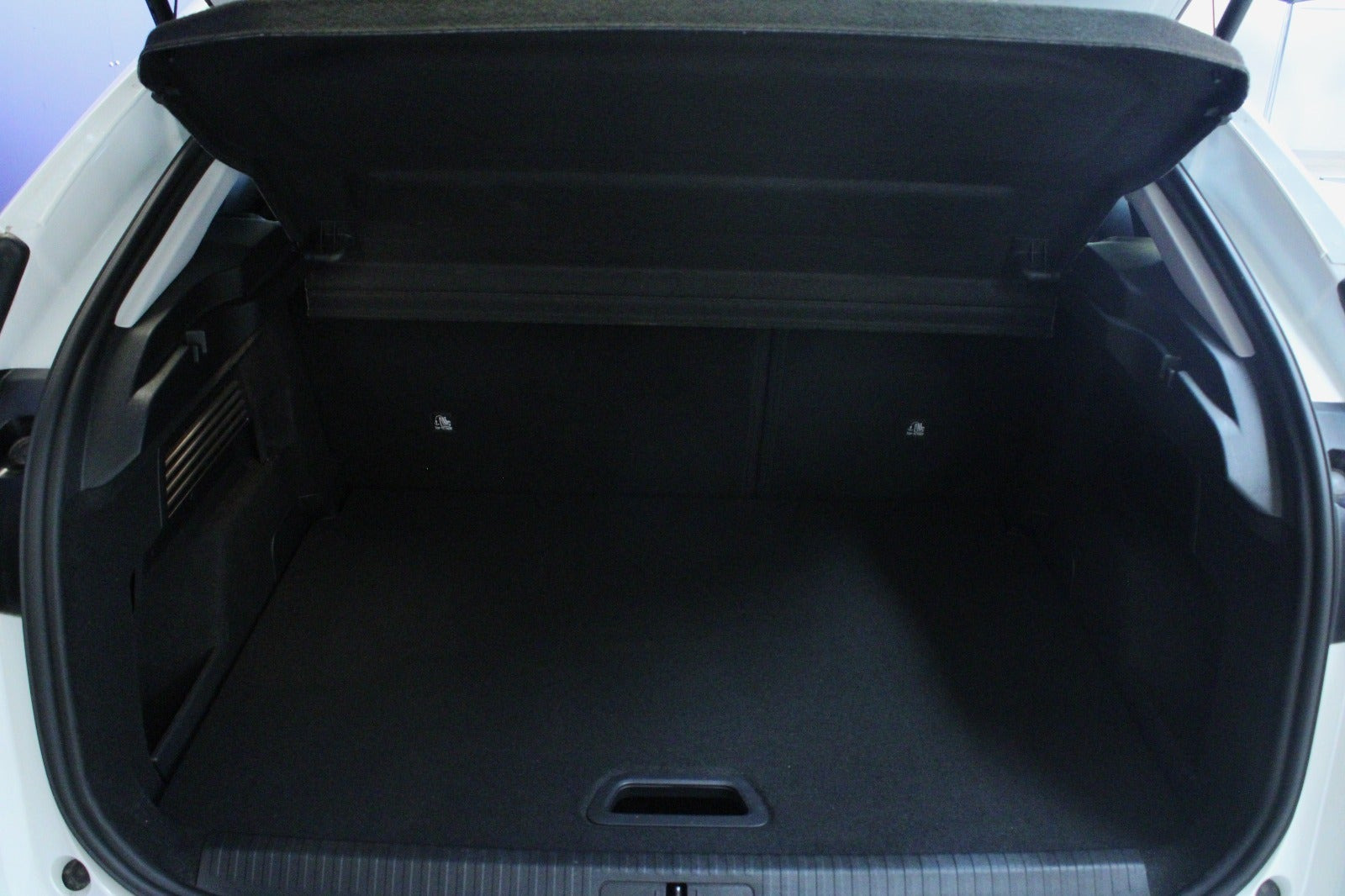Hvid Citroën ë-C4 fra 2023