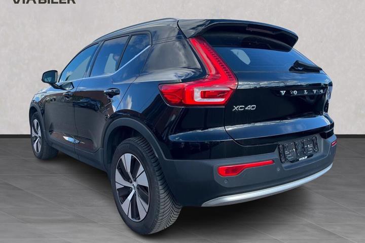 Sort Volvo XC40 fra 2022