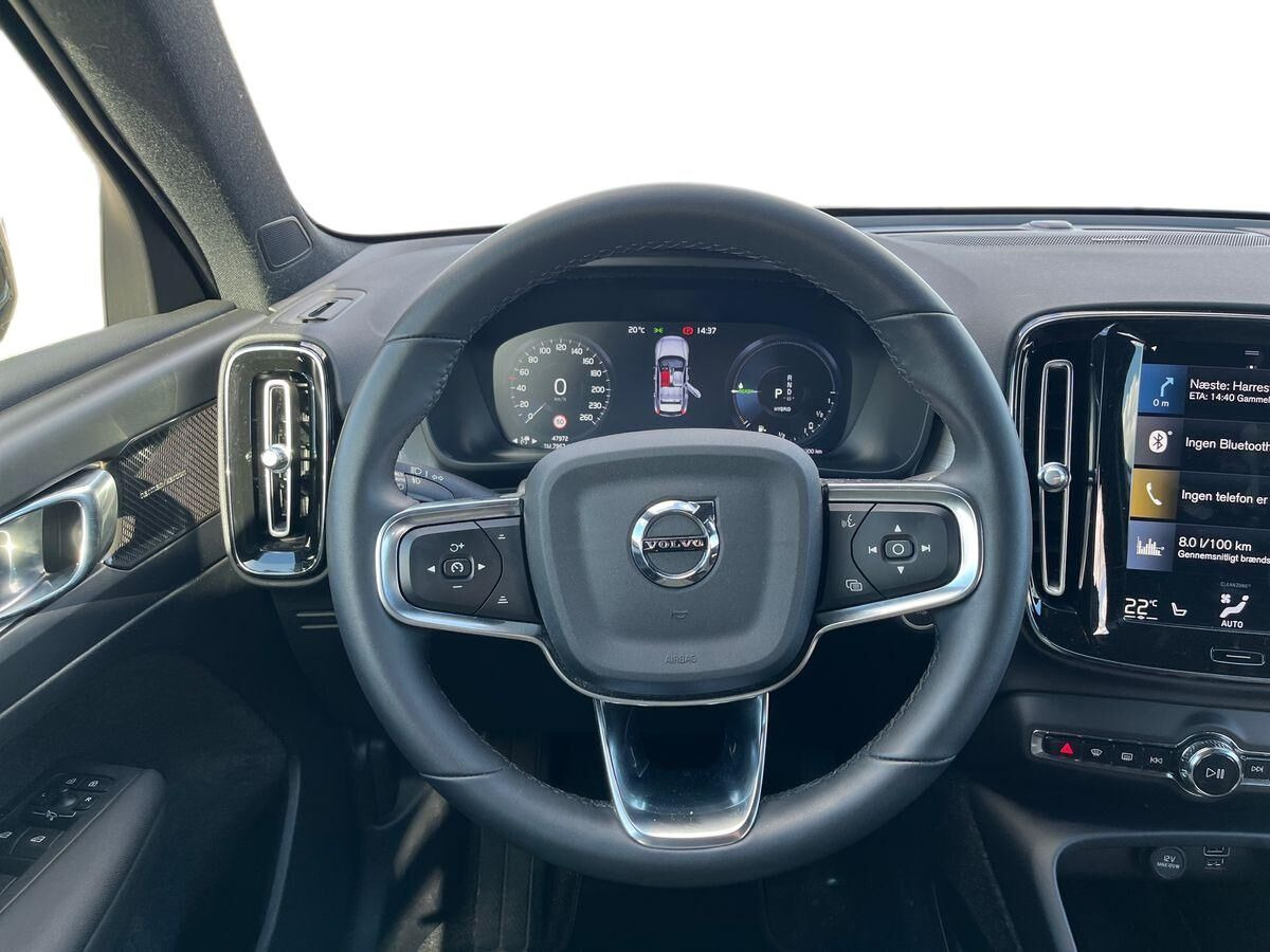 Sort Volvo XC40 fra 2022