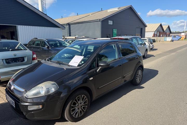Sort Fiat Punto Evo fra 2011
