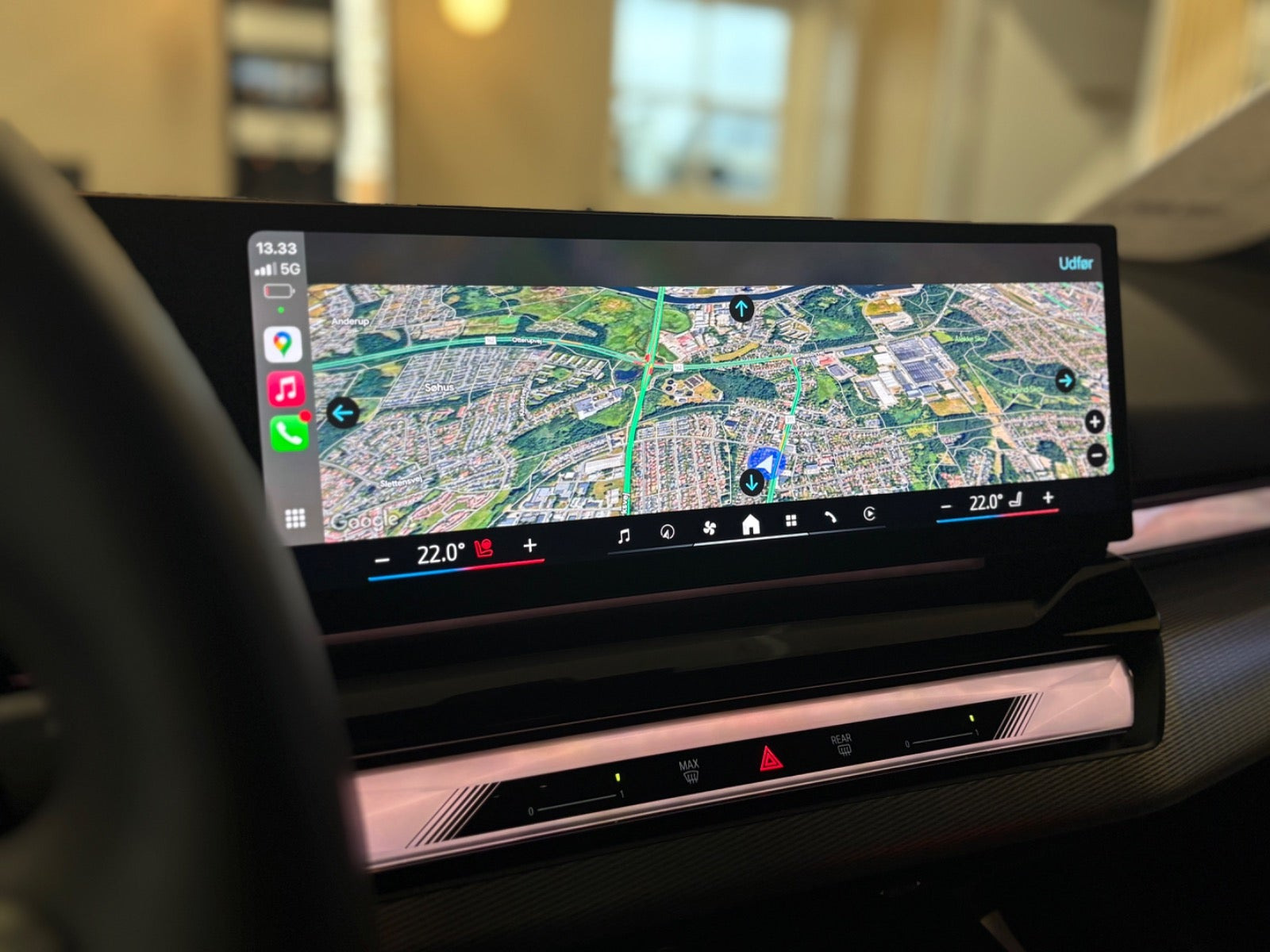 Sort BMW i5 fra 2024