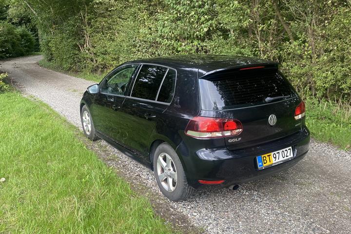 Sort VW Golf VI fra 2010