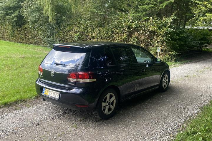 Sort VW Golf VI fra 2010