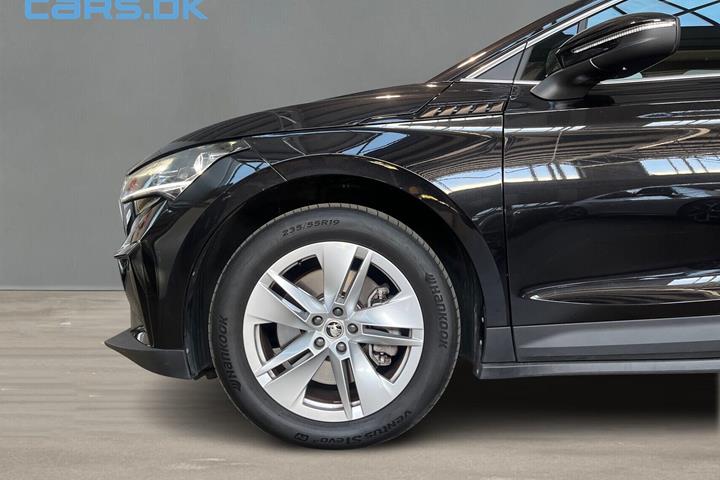 Sort Skoda Enyaq fra 2024