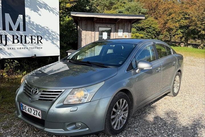 undefined Toyota Avensis fra 2011