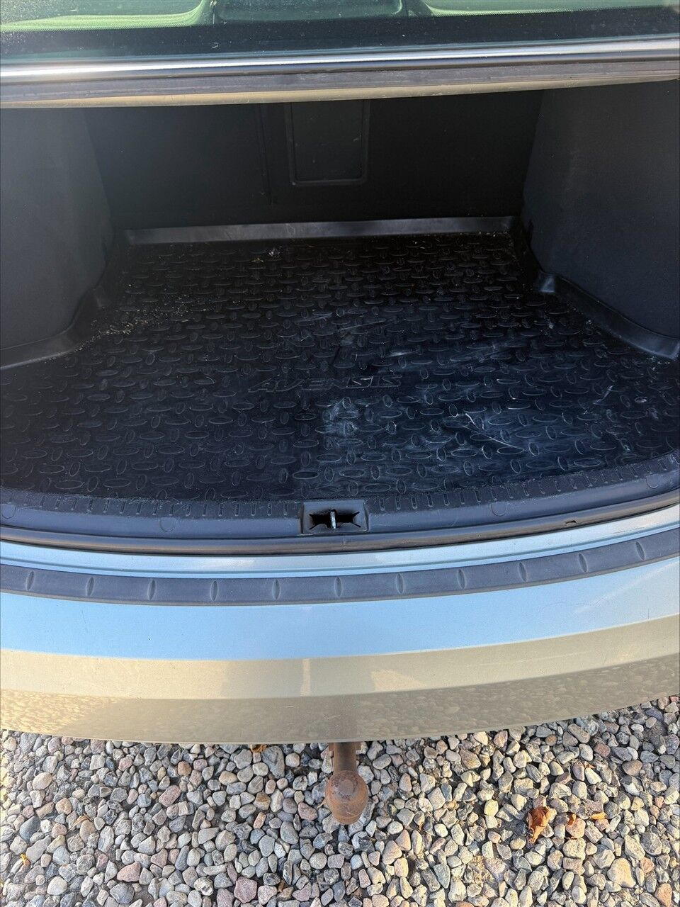 undefined Toyota Avensis fra 2011