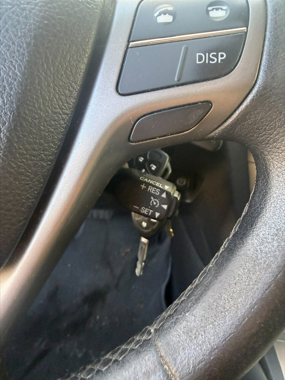 undefined Toyota Avensis fra 2011