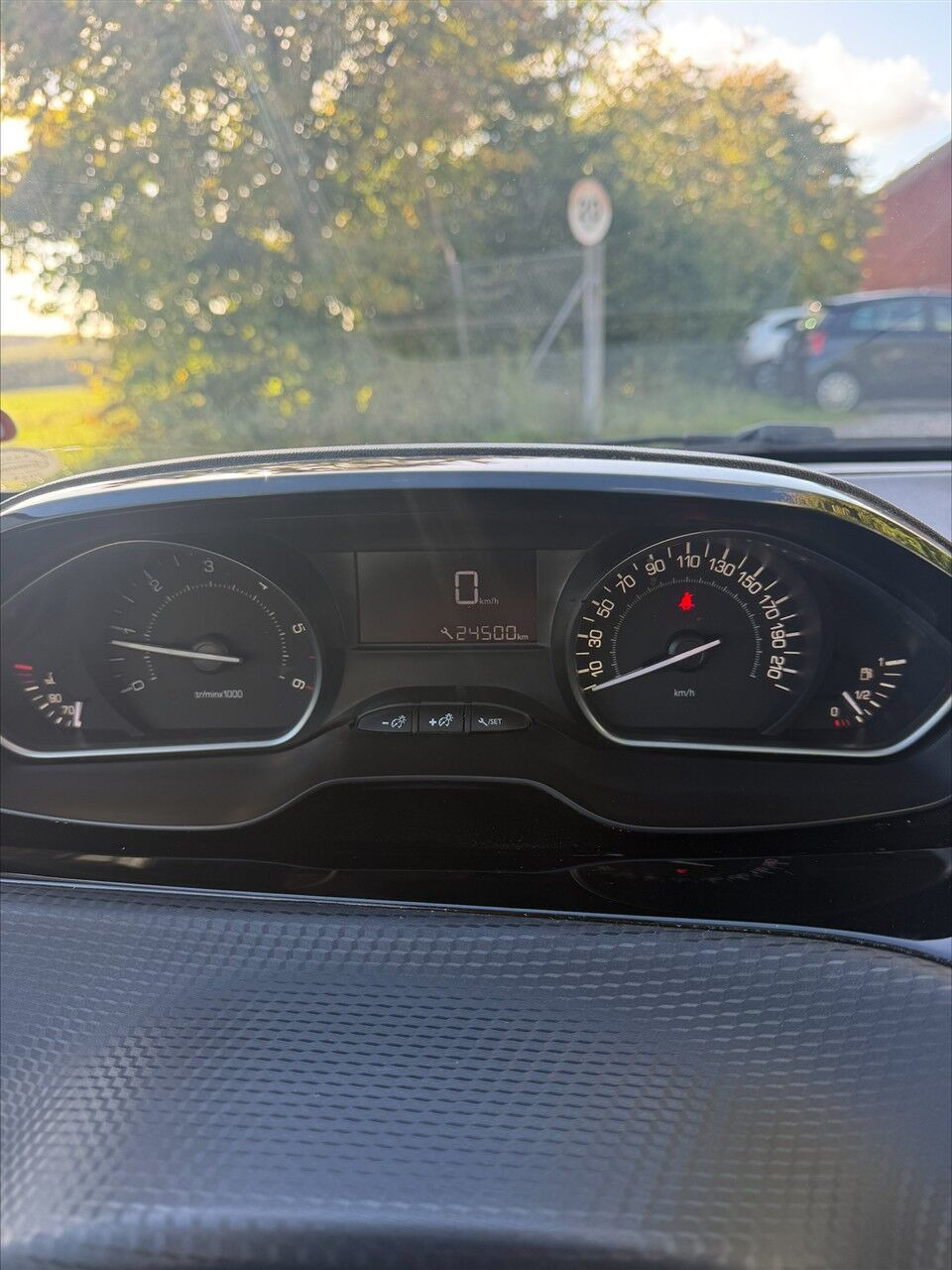undefined Peugeot 208 fra 2017