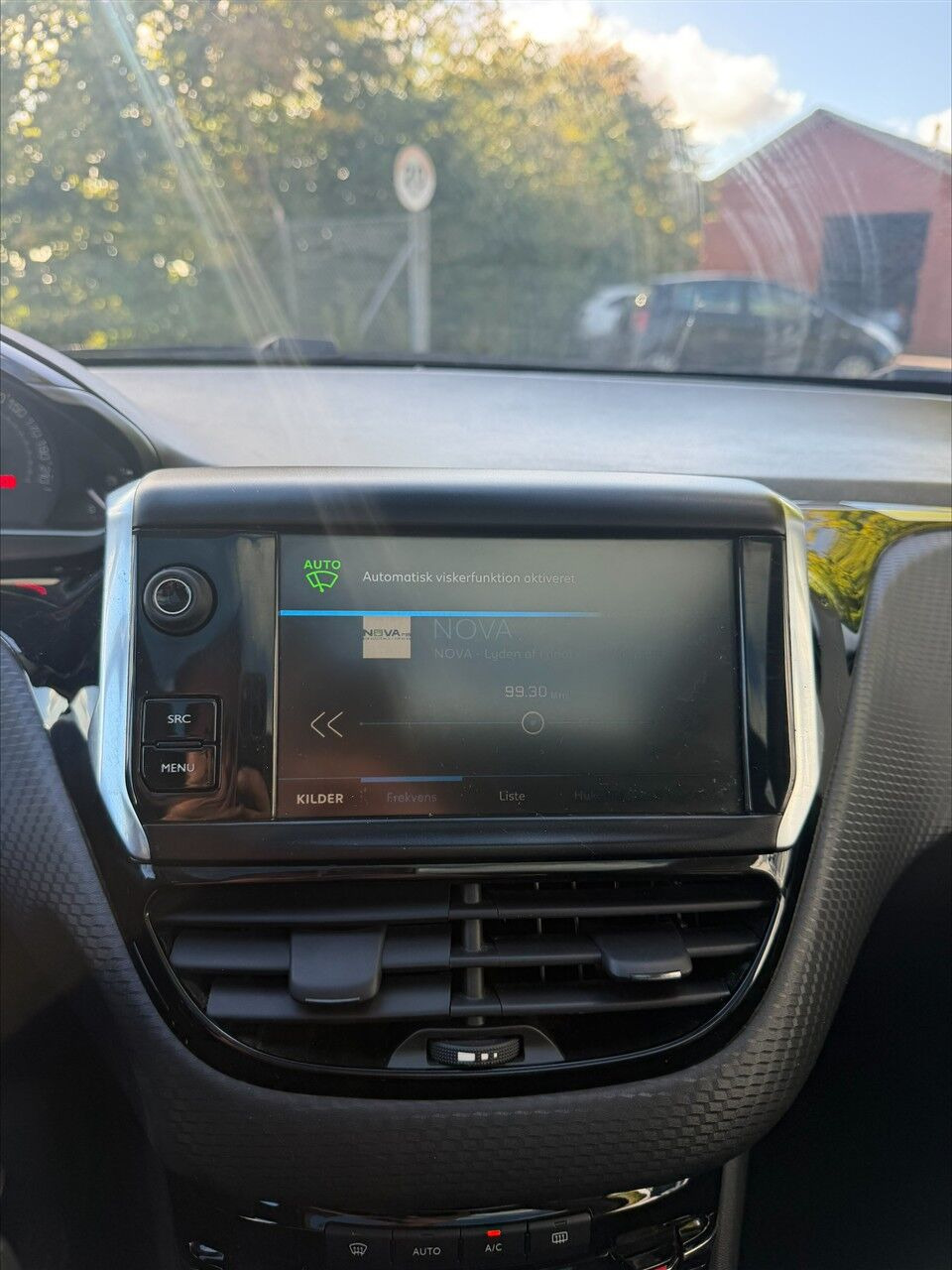 undefined Peugeot 208 fra 2017