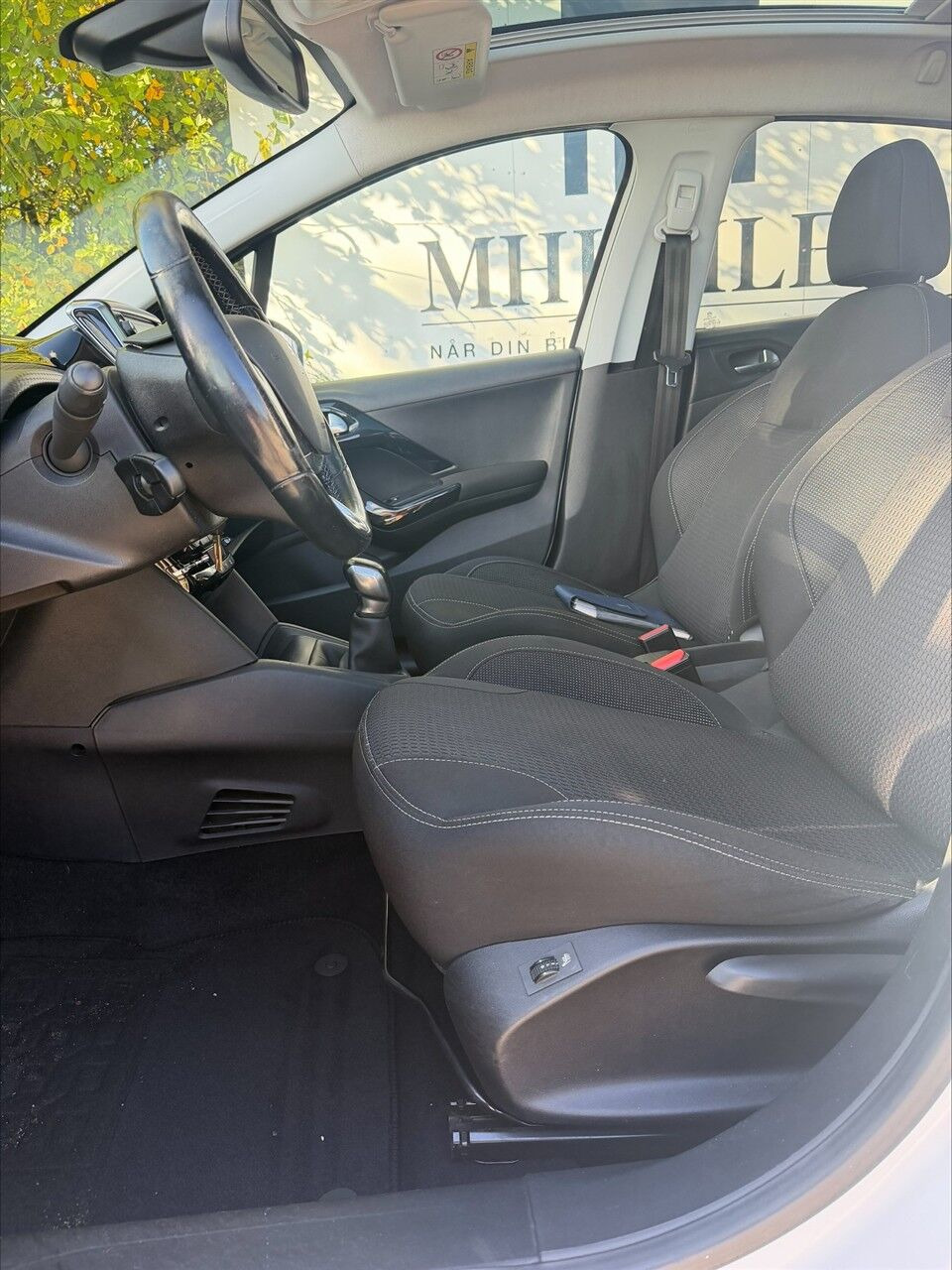 undefined Peugeot 208 fra 2017