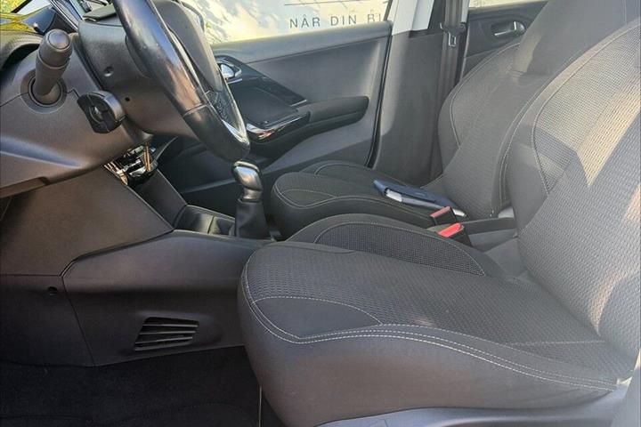 undefined Peugeot 208 fra 2017