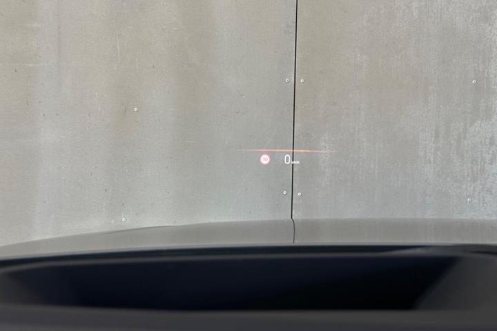 Grå BMW i4 fra 2023