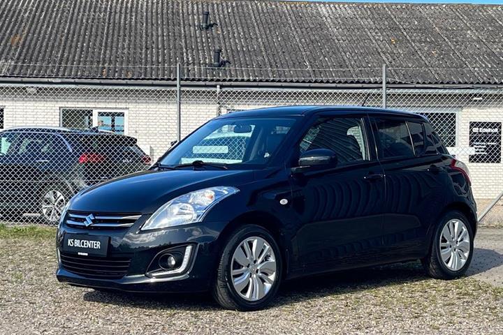 Sort Suzuki Swift fra 2015
