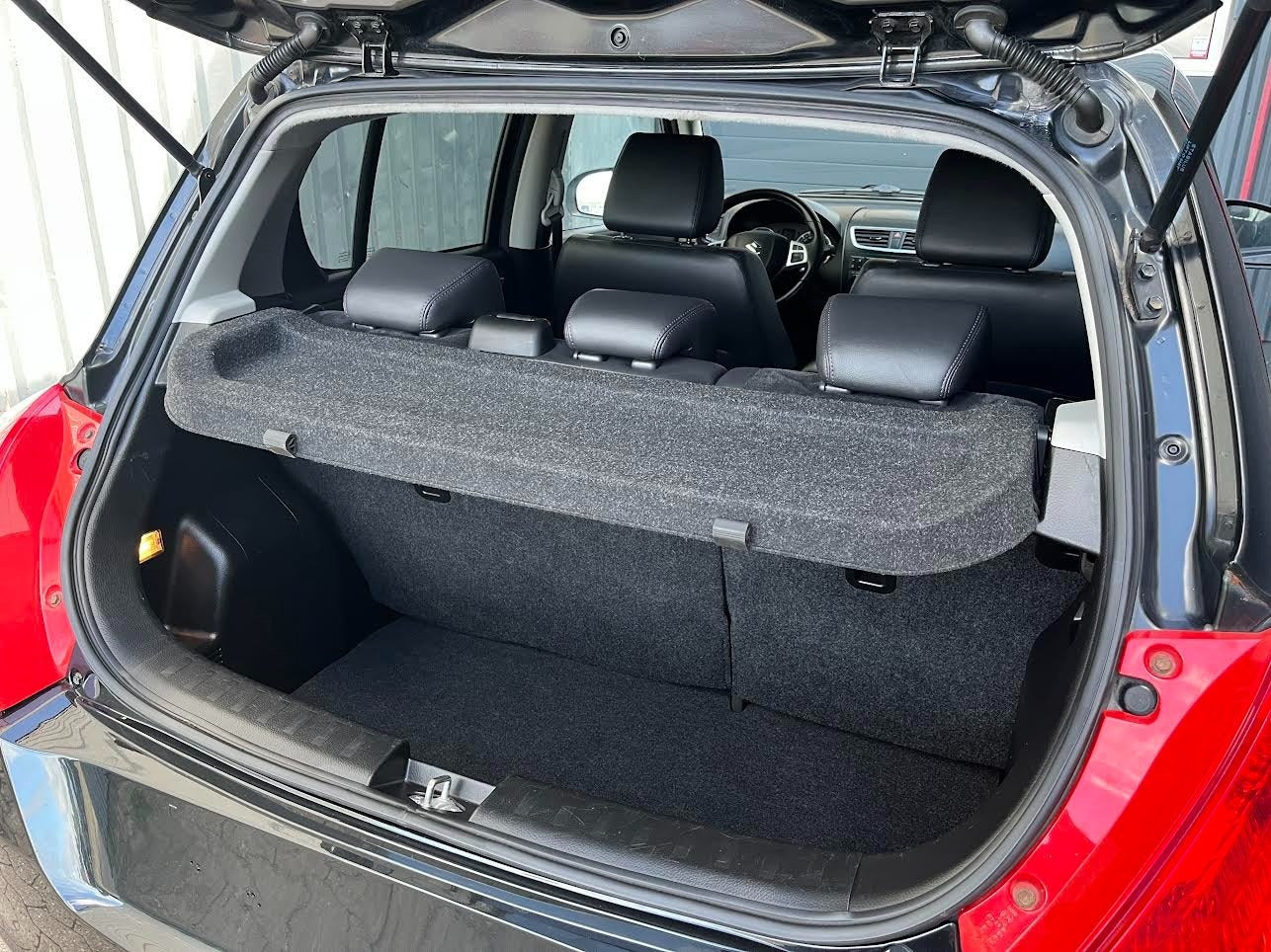 Sort Suzuki Swift fra 2015