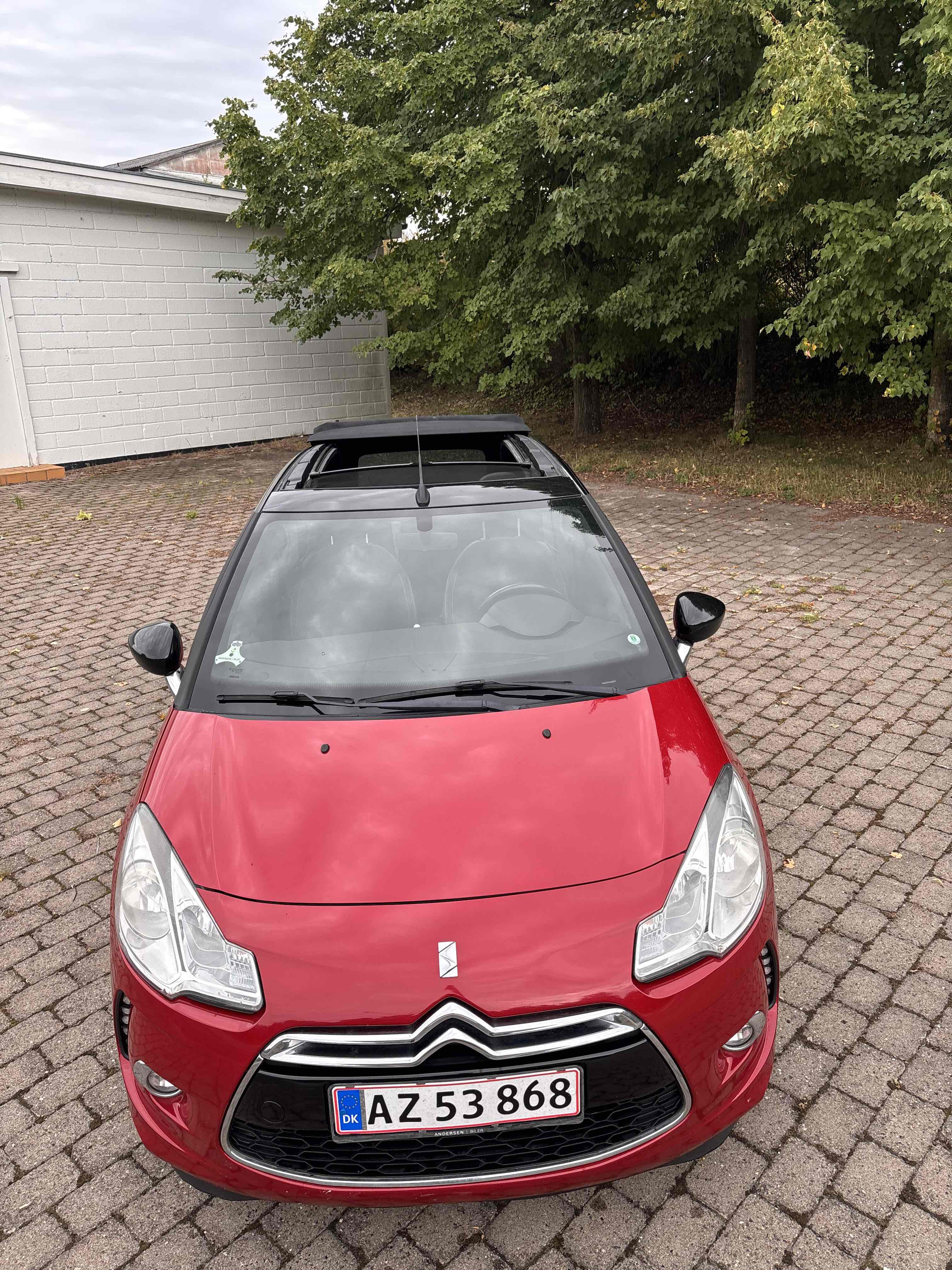 Rød Citroën DS3 fra 2013