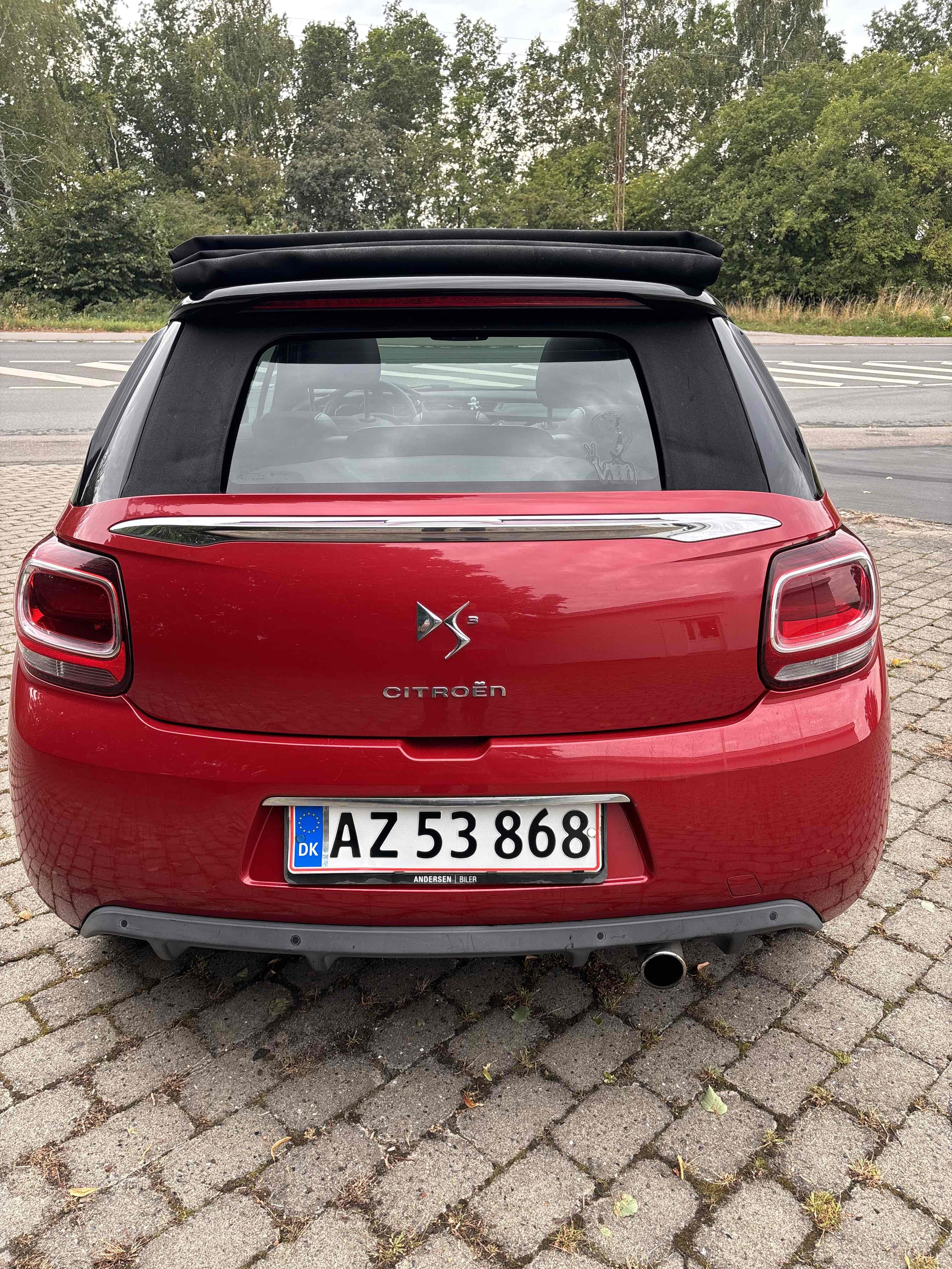 Rød Citroën DS3 fra 2013