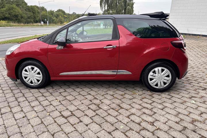 Rød Citroën DS3 fra 2013
