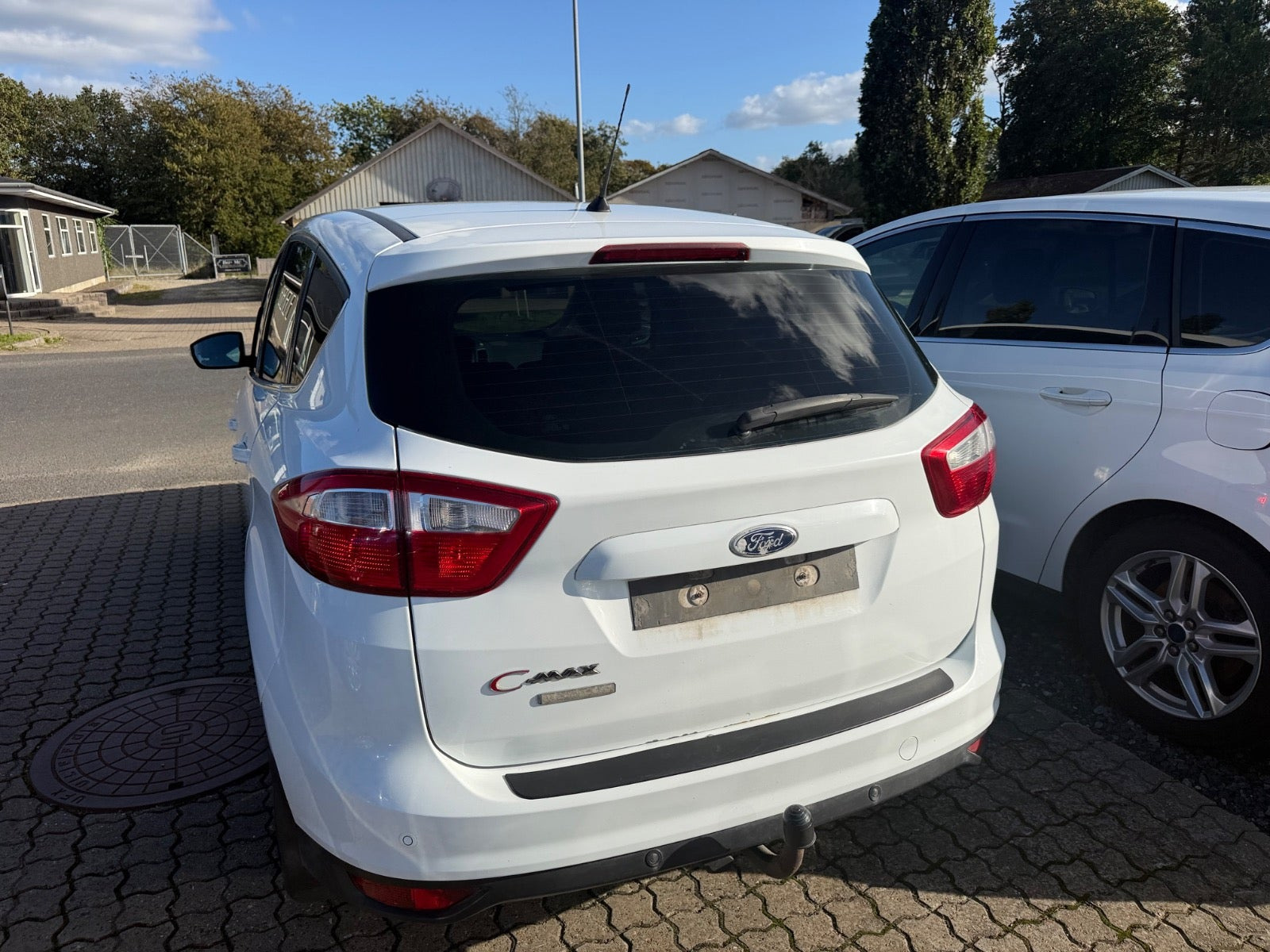 Hvid Ford C-MAX fra 2013