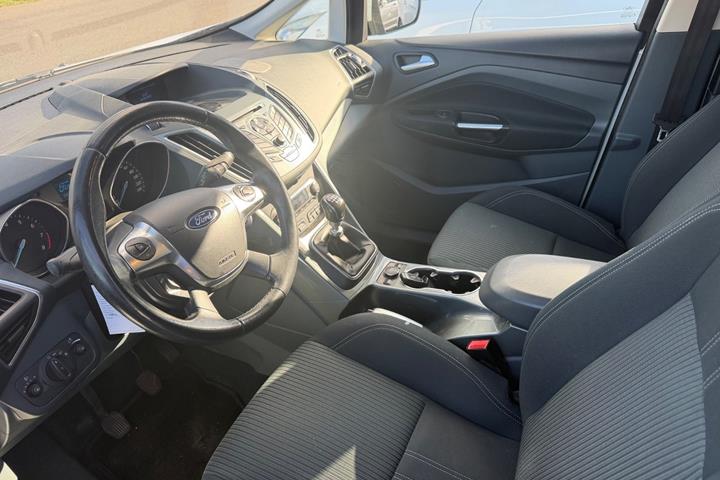 Hvid Ford C-MAX fra 2013