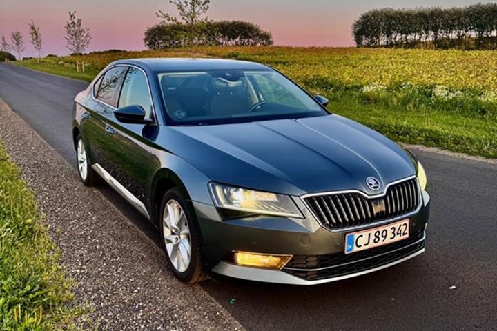 undefined Skoda Superb fra 2019