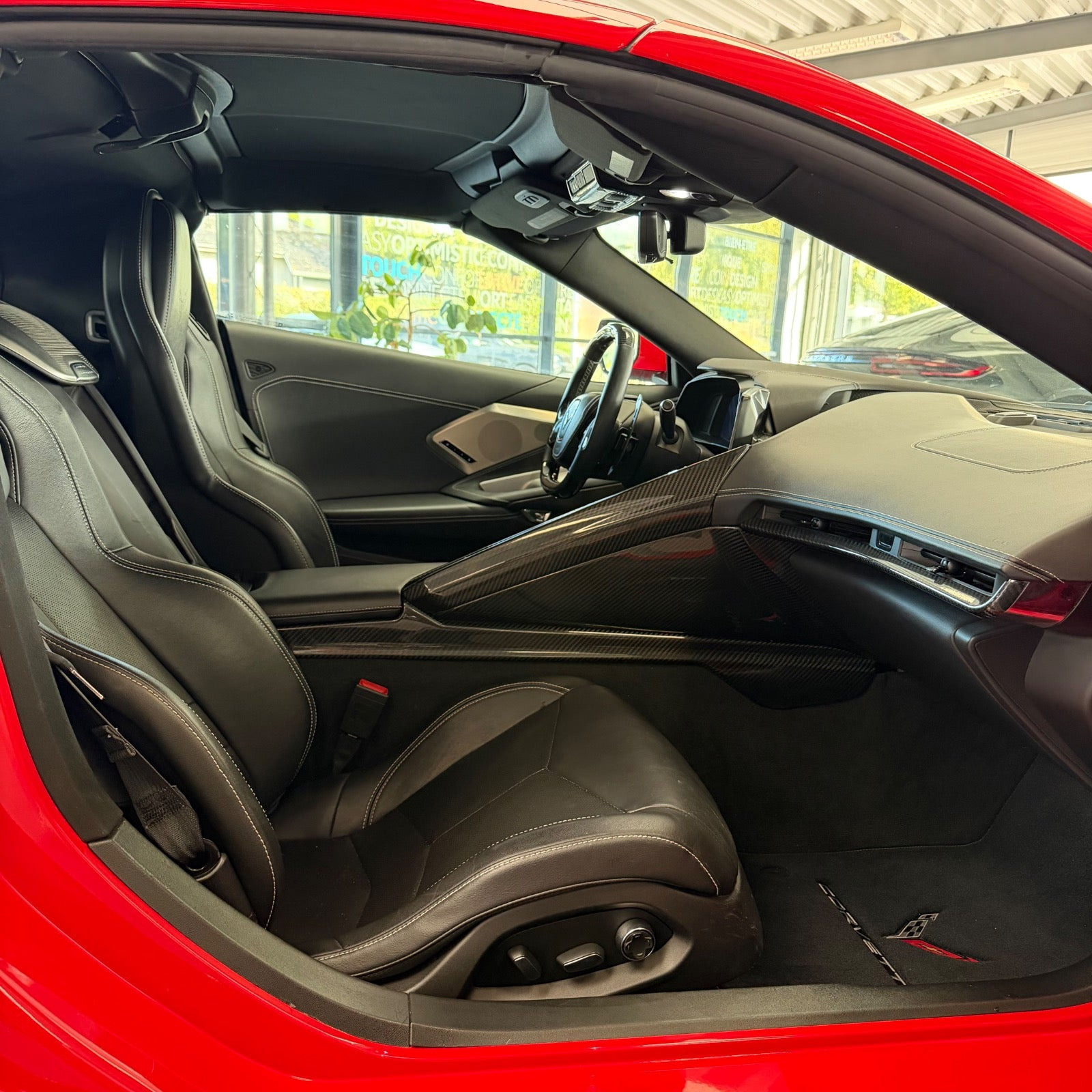 Rød Chevrolet Corvette fra 2020