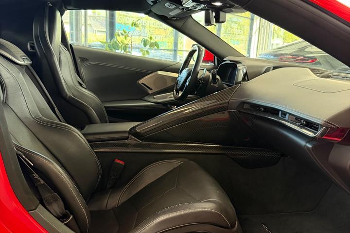 Rød Chevrolet Corvette fra 2020