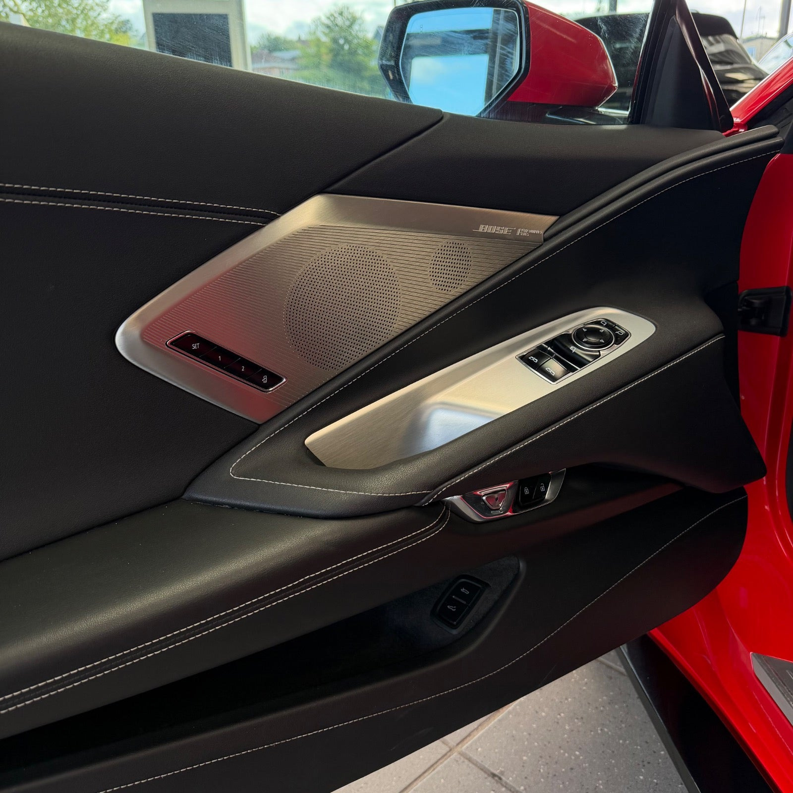 Rød Chevrolet Corvette fra 2020
