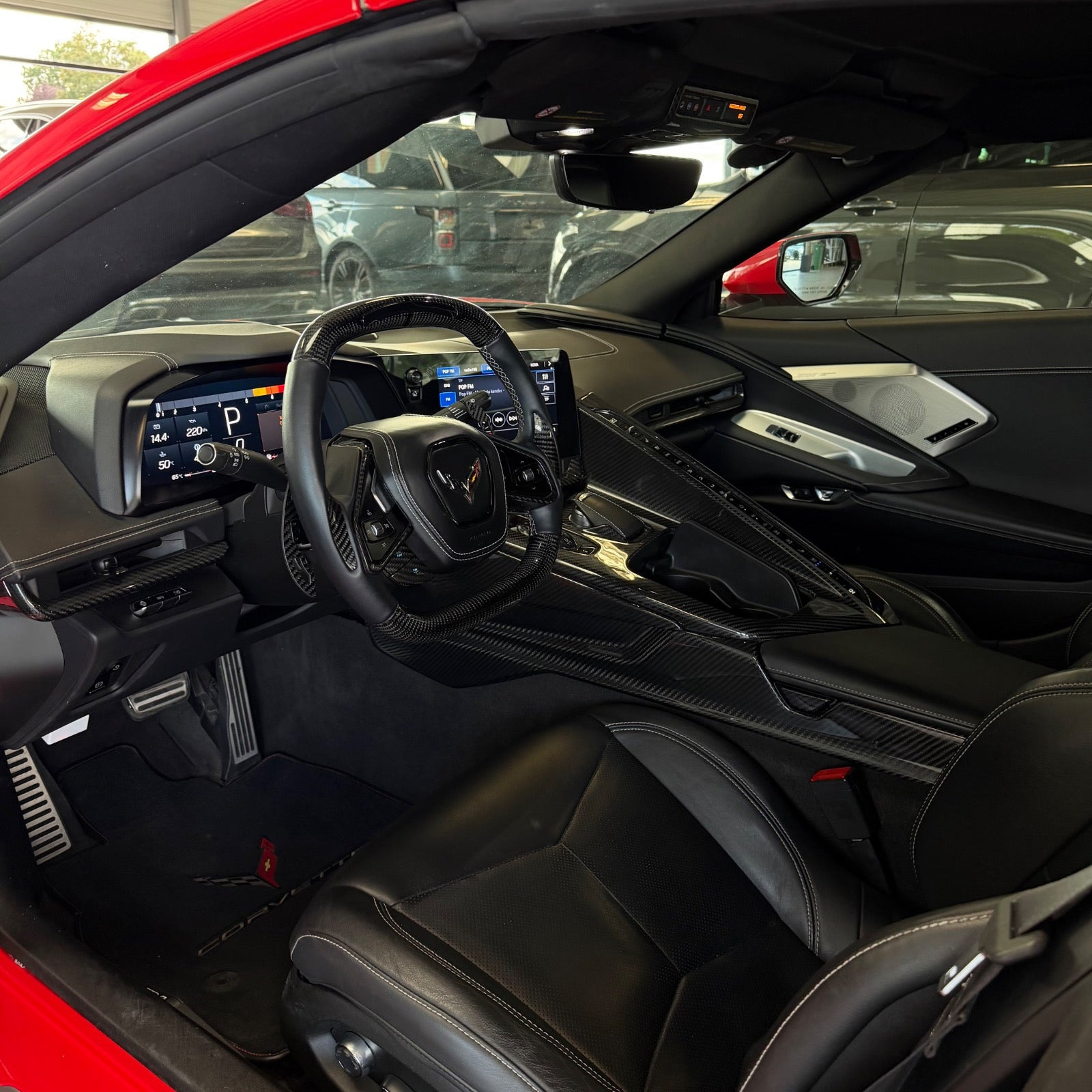 Rød Chevrolet Corvette fra 2020