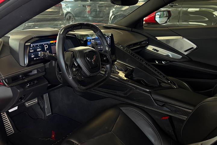 Rød Chevrolet Corvette fra 2020