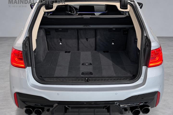 Grøn BMW 520d fra 2018