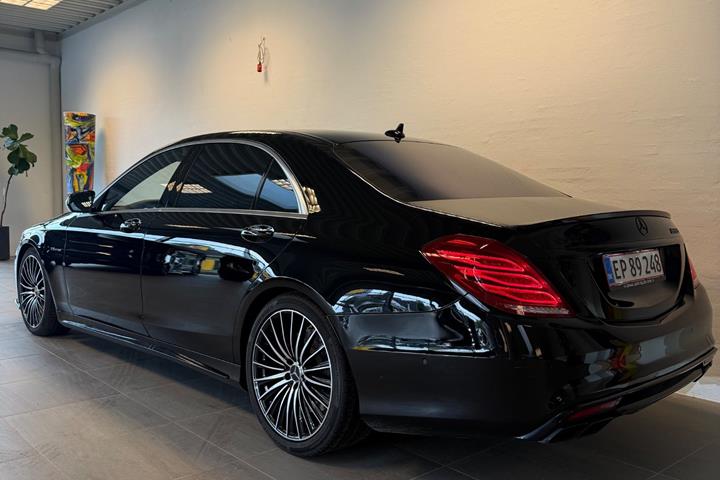 Sort Mercedes S500 fra 2014