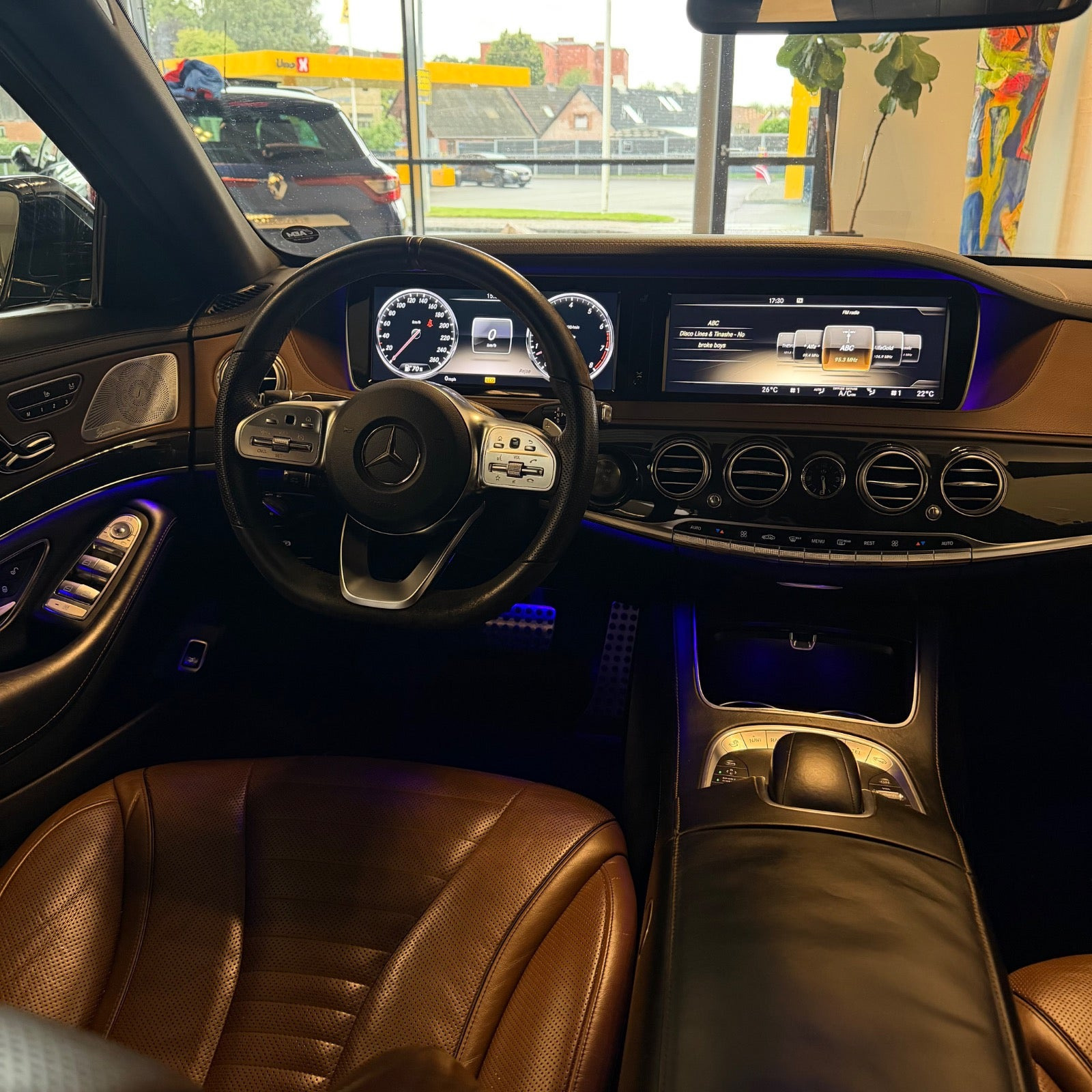 Sort Mercedes S500 fra 2014