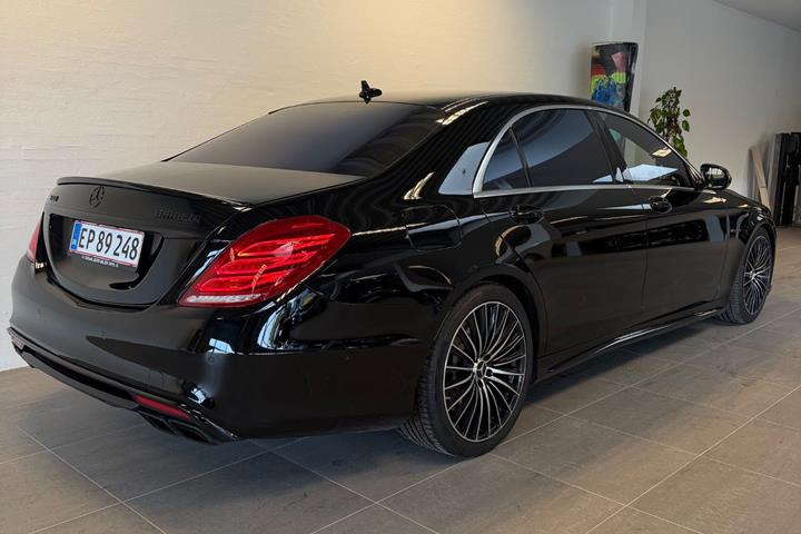 Sort Mercedes S500 fra 2014