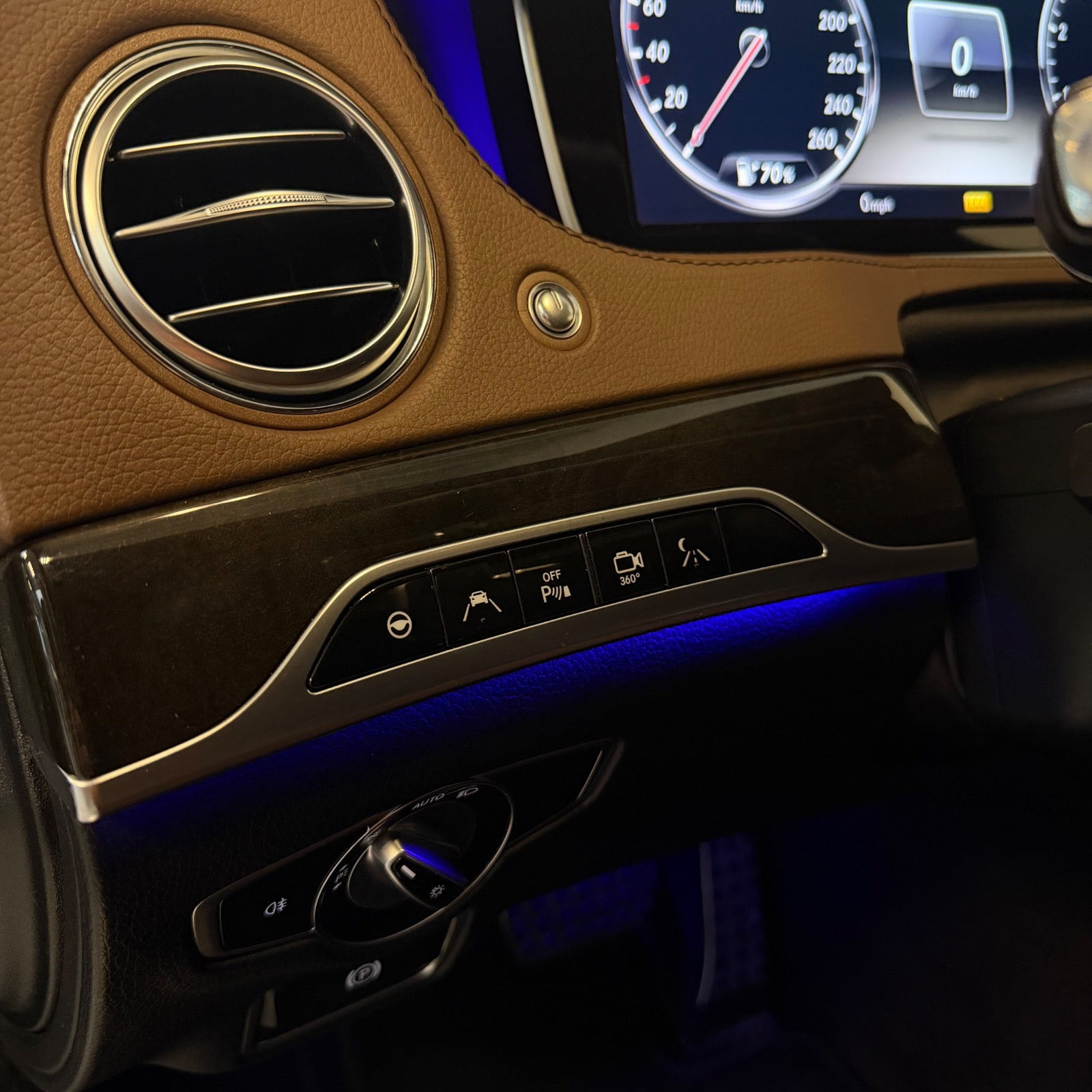 Sort Mercedes S500 fra 2014