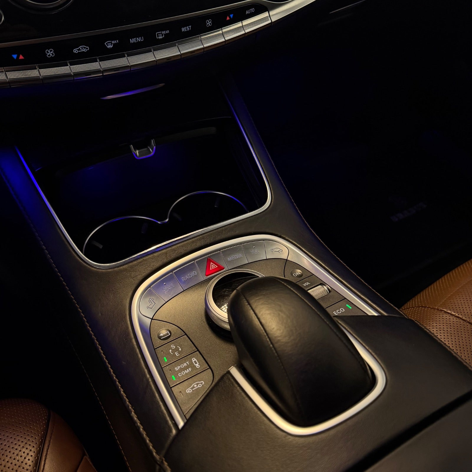 Sort Mercedes S500 fra 2014