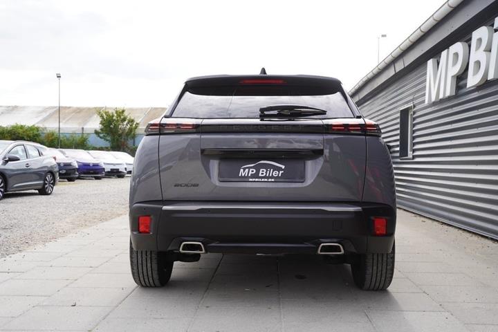 Grå Peugeot 2008 fra 2024
