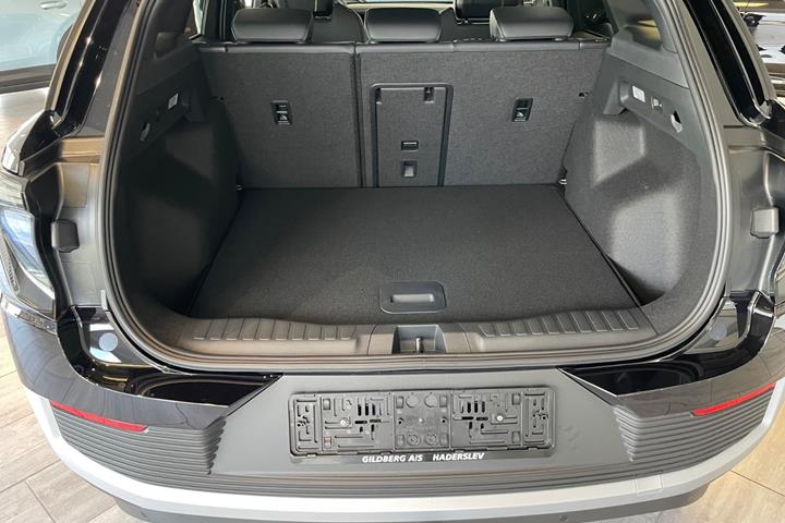 Sort Ford Explorer fra 2025