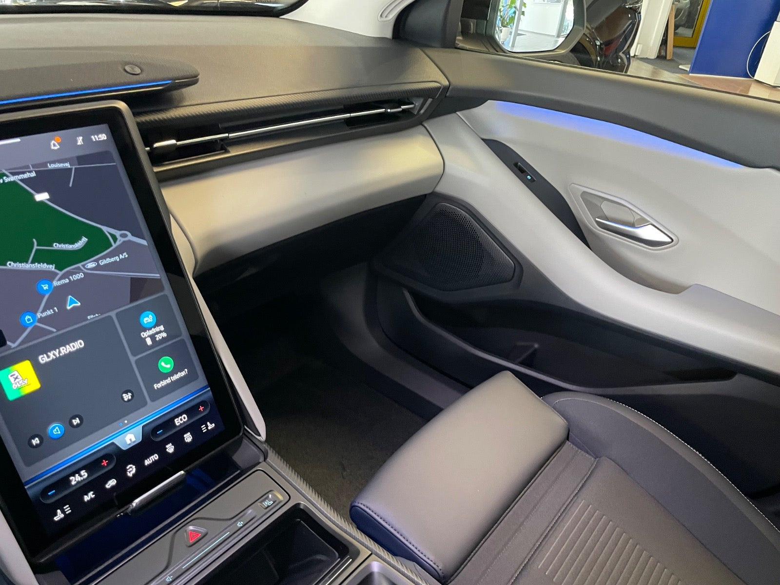 Sort Ford Explorer fra 2025