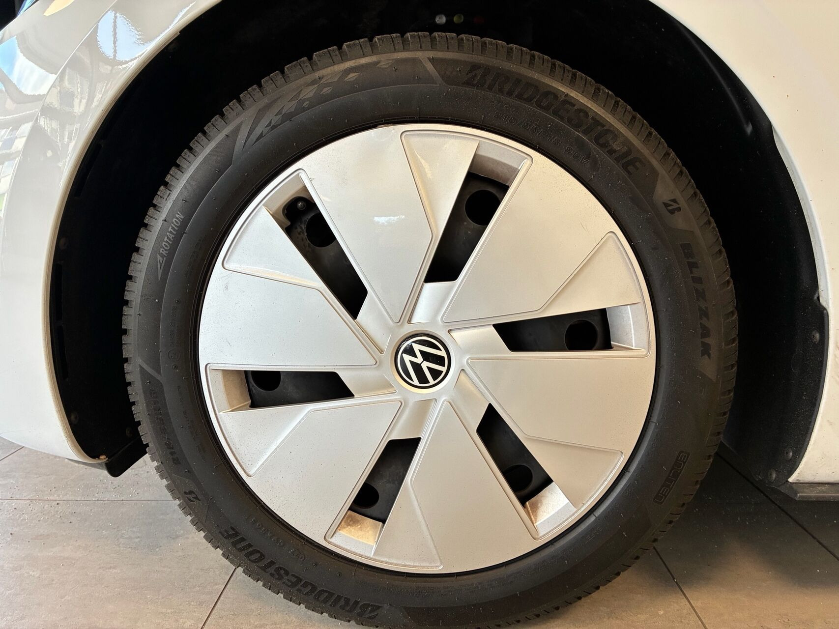 Hvid VW ID.3 fra 2023