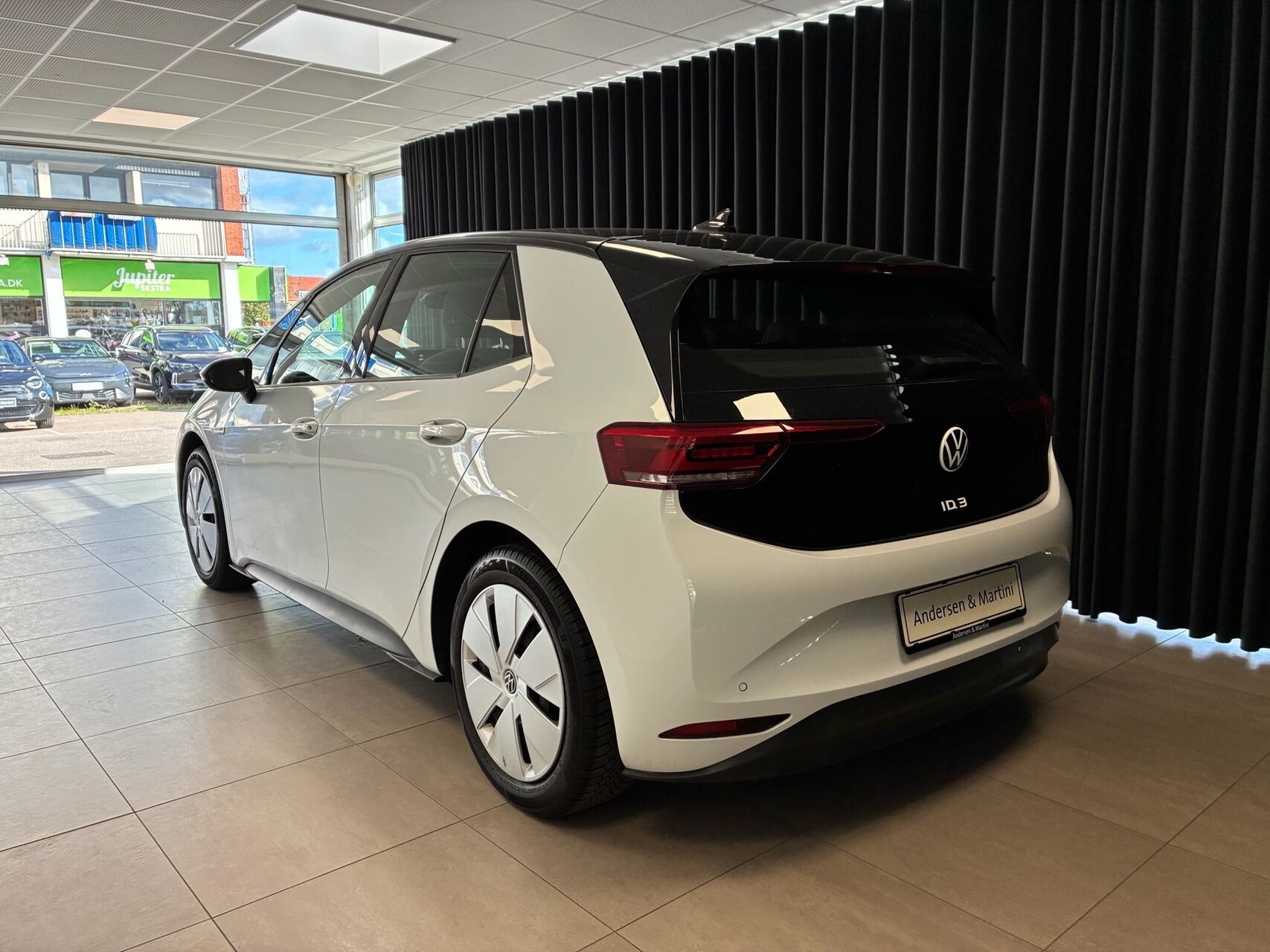 Hvid VW ID.3 fra 2023