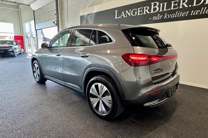 Grå Mercedes EQA250+ fra 2026