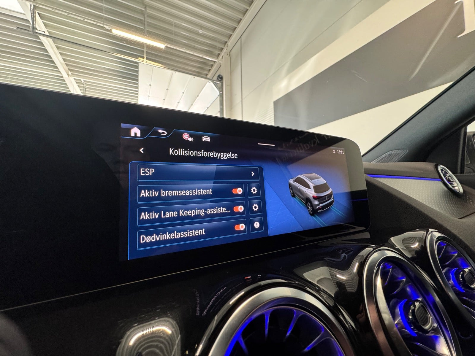 Grå Mercedes EQA250+ fra 2026