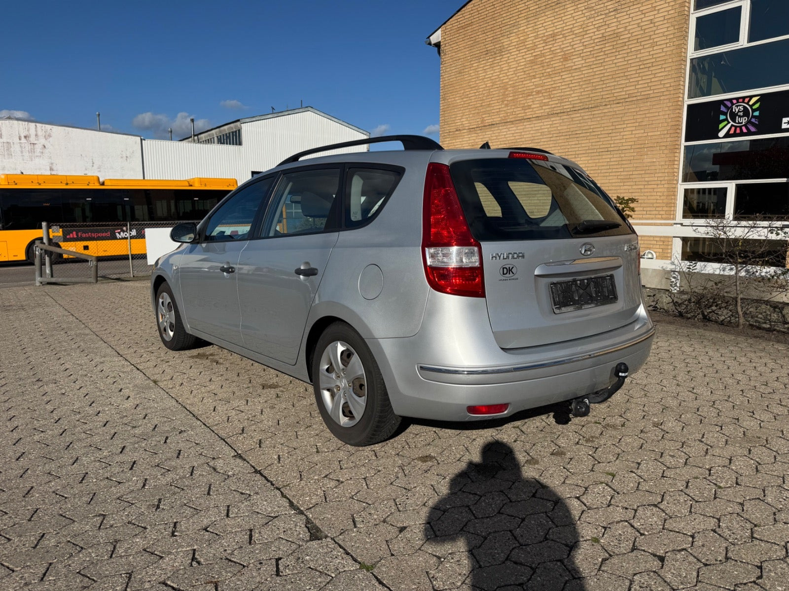 Rød Hyundai i30 fra 2010