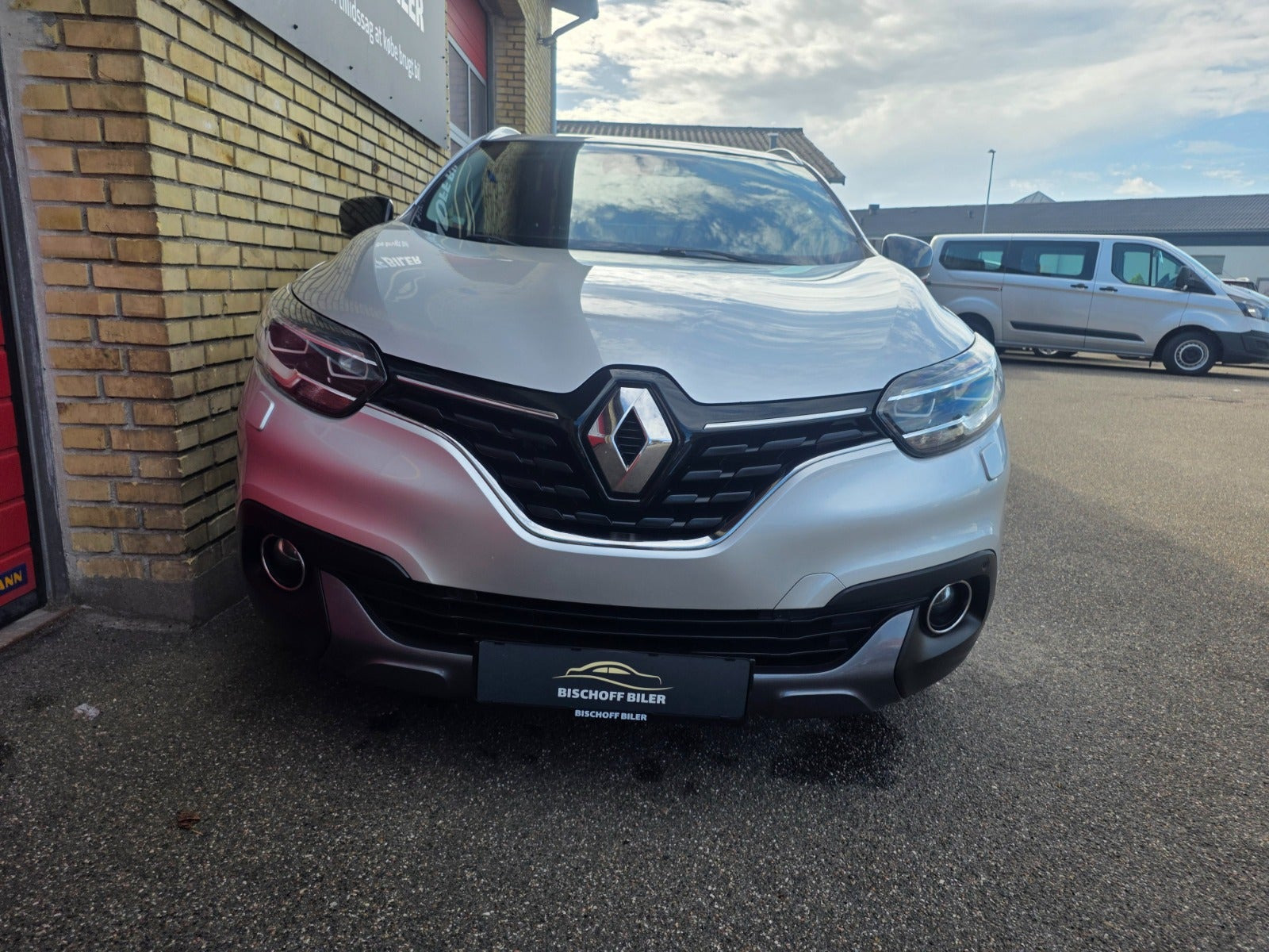 Grå Renault Kadjar fra 2015