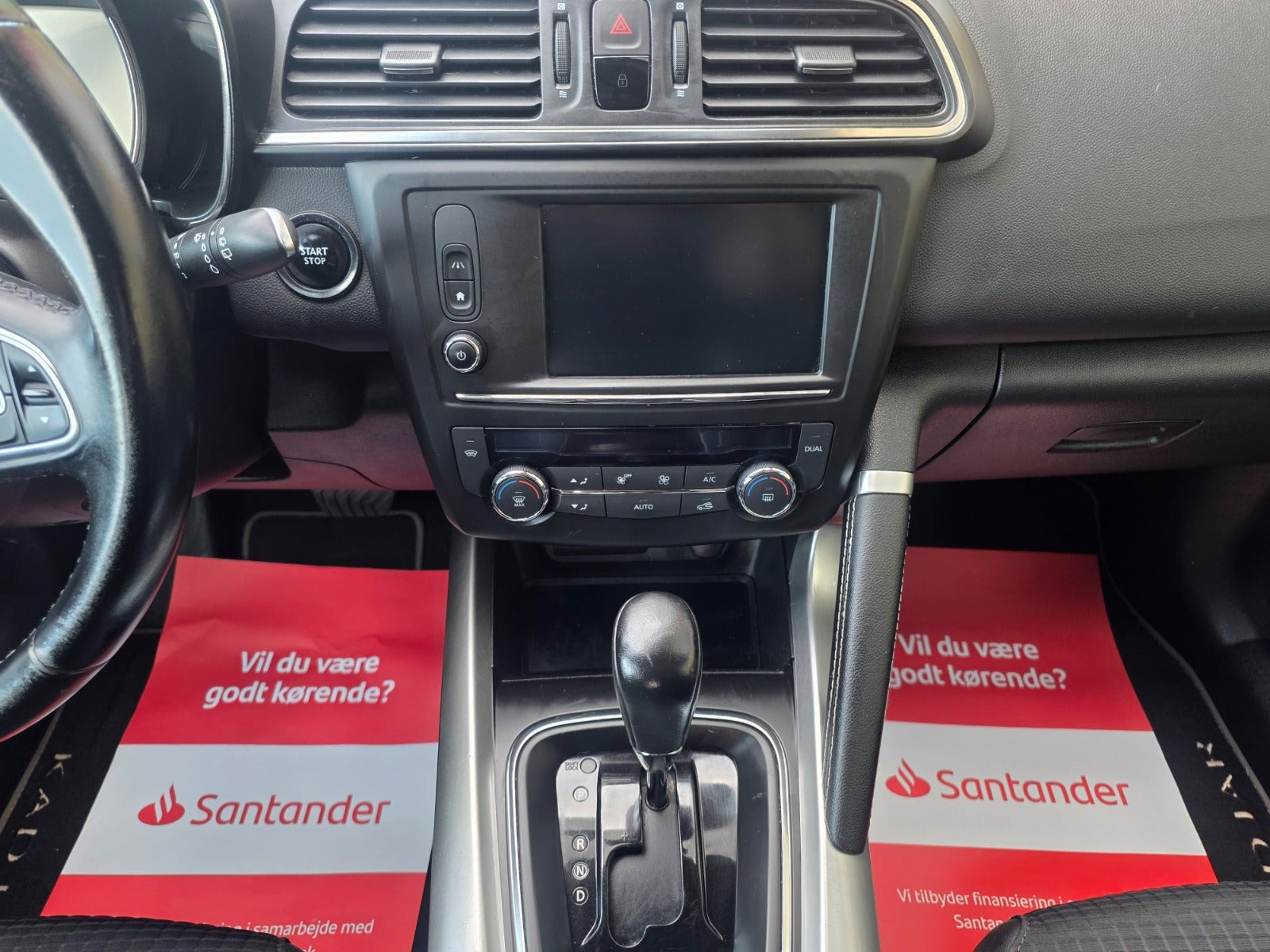 Grå Renault Kadjar fra 2015