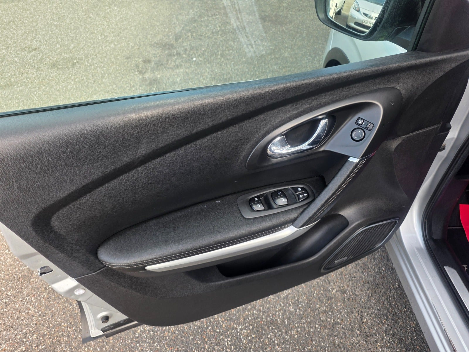 Grå Renault Kadjar fra 2015