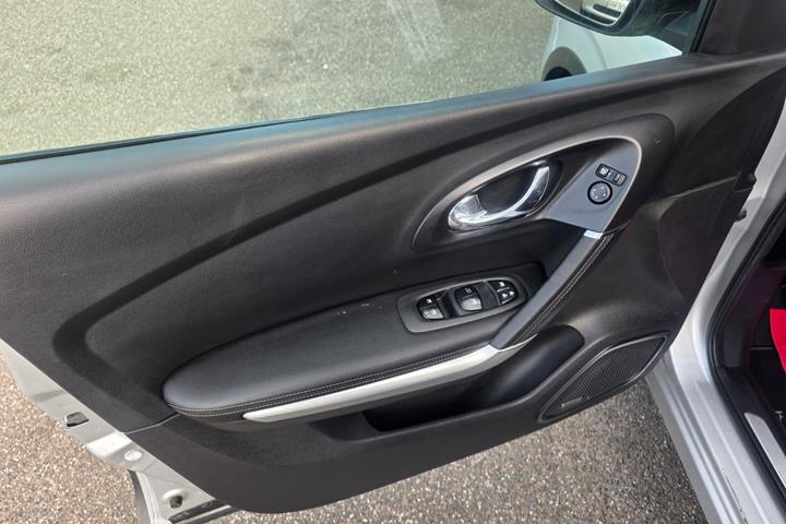 Grå Renault Kadjar fra 2015