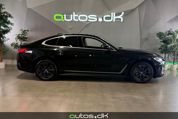 Sort BMW i4 fra 2022