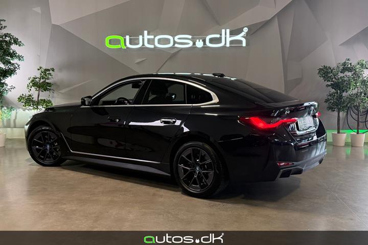 Sort BMW i4 fra 2022