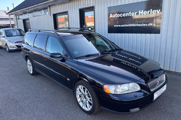 Sort Volvo V70 fra 2006